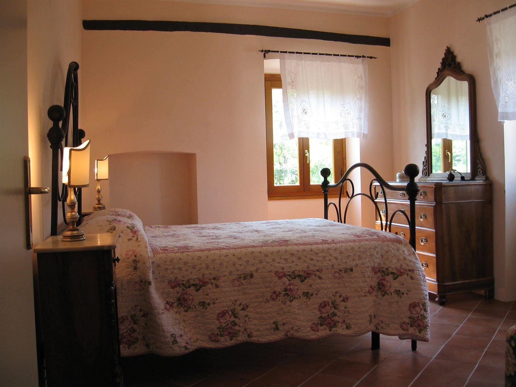 סן ג'אקומו Agriturismo Cascina Tollu מראה חיצוני תמונה